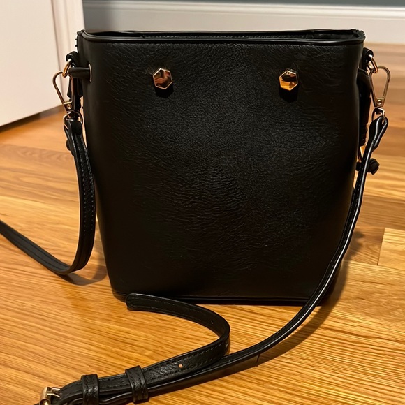 Jen&Co black over the shoulder purse - Picture 1 of 7